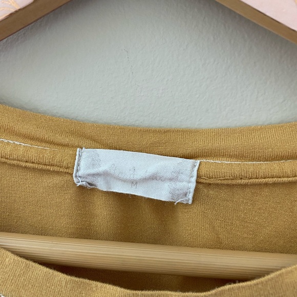 Women’s Altar’d State Yellow Malibu Short Sleeve Tee Size Medium - Picture 4 of 5